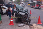 Acidente entre carro e ônibus deixa jovem ferido em Guaianases