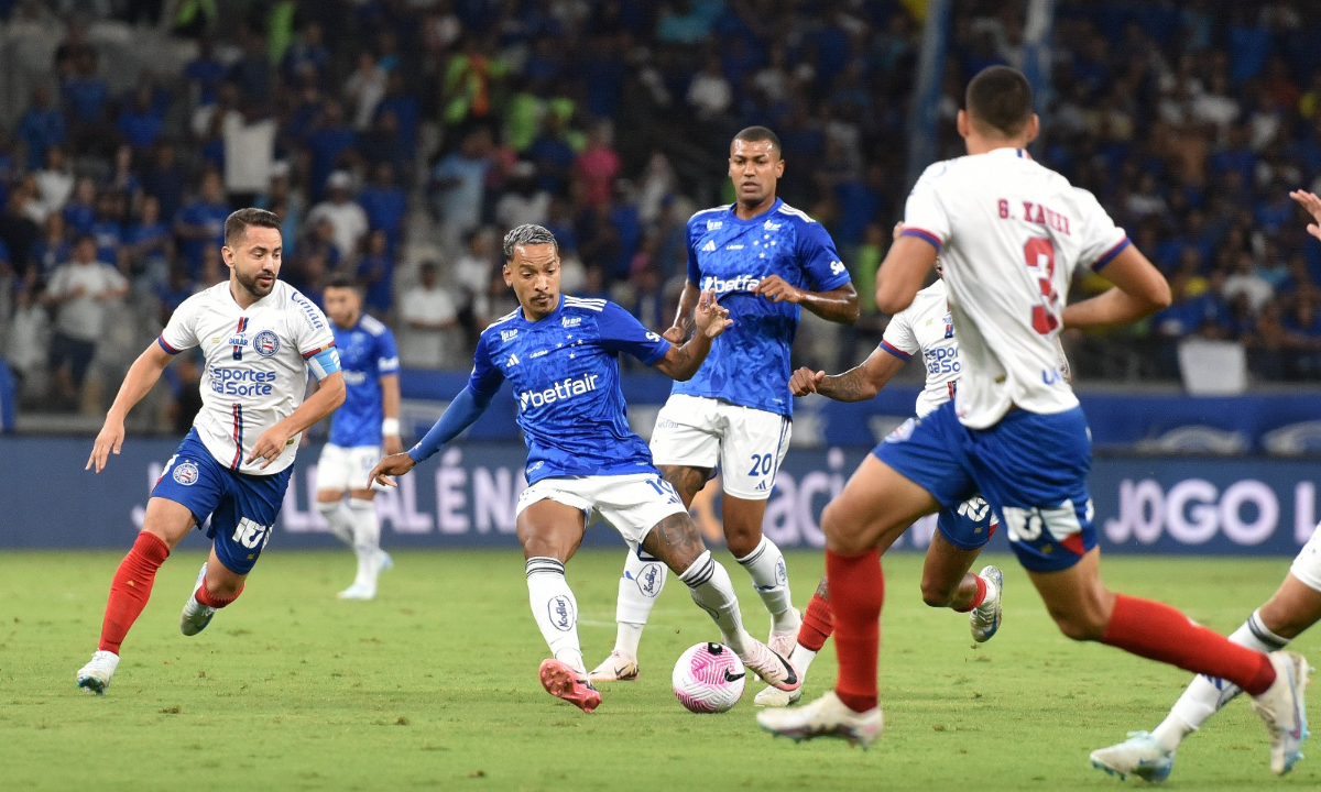 Cruzeiro: Matheus Pereira e Barreal comentam provocação de goleiro do Lanús