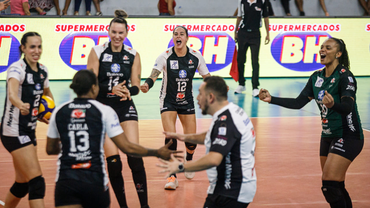 Mackenzie vence Brasília e volta ao pódio do Mineiro Feminino de Vôlei após 13 anos