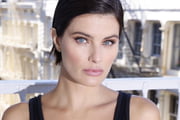 Isabeli Fontana é processada por motorista de aplicativo