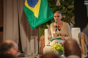 Marina Silva comanda o MMA