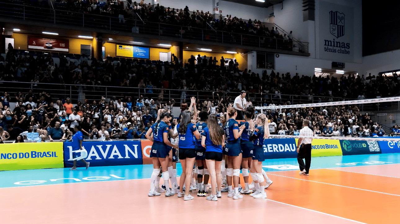 Vôlei: holandesa ‘estranha’ prêmio de melhor da partida em estreia na Superliga Feminina