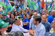 O prefeito Ricardo Nunes participa de ato em Heliópolis no último dia de campanha em SP