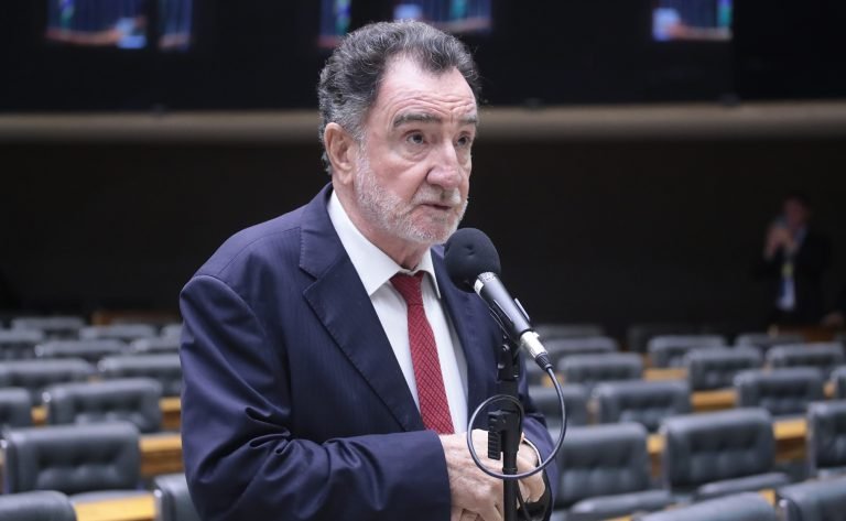 Discussão e votação de propostas legislativas. Dep. Patrus Ananias (PT - MG)