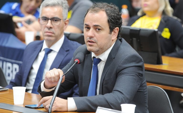 Oitiva de testemunhas. Dep. Glauber Braga (PSOL - RJ)