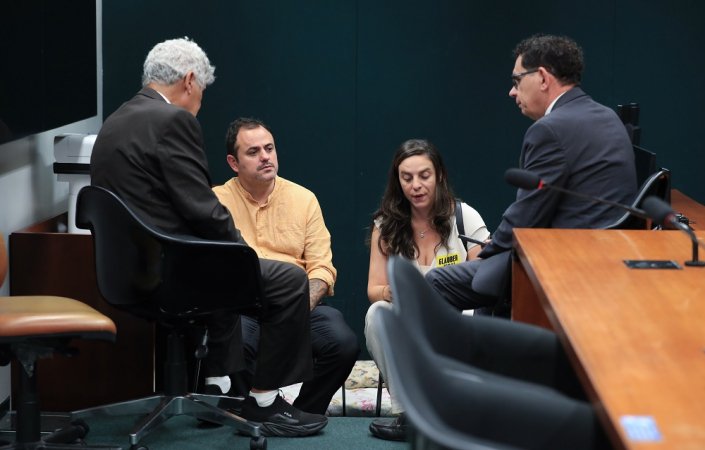 Deputado Glauber Braga continua na comissão do conselho de ética