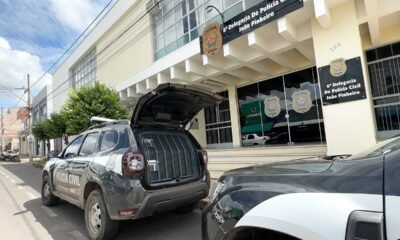“Se for preciso, eu te mato”: homem de 40 anos é preso por ameaçar irmã dentro de casa em João Pinheiro
