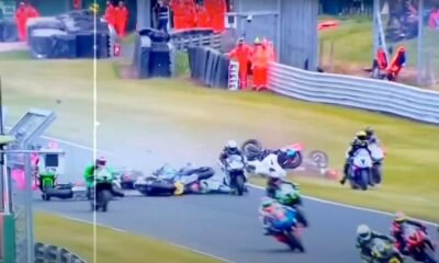 Dois pilotos morrem em acidente na Superbike britânica