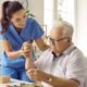 SUS amplia arsenal contra Alzheimer com novo medicamento para quadros graves