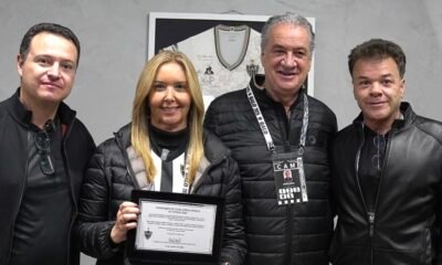 Instituto Galo recebe homenagem do Atlético