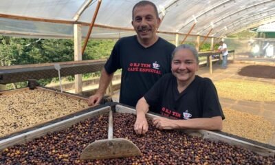 Casal carioca transforma grãos de café em produto de excelência