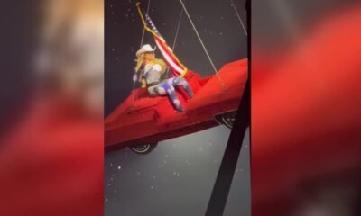 Beyoncé interrompe show após problema em carro suspenso no ar
