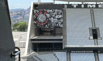 Corinthians fecha 1º mês sob nova gestão com retorno de ‘pessoas técnicas’