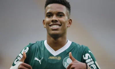 Palmeiras joga para festejar Estêvão em despedida do jovem do Allianz Parque