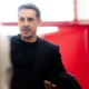 Gary Neville é barrado de jogo do Nottingham após criticar dirigente Gary Neville é barrado de jogo do Nottingham após criticar dirigente