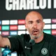 Treinador do Chelsea dispara após jogo com o Benfica: “É uma piada!”
