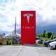 Tesla entrega carro de forma totalmente autônoma