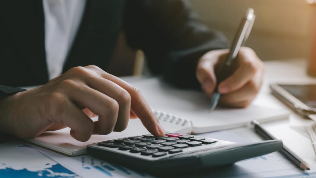 Cálculos de investimentos para declaração do Imposto de Renda