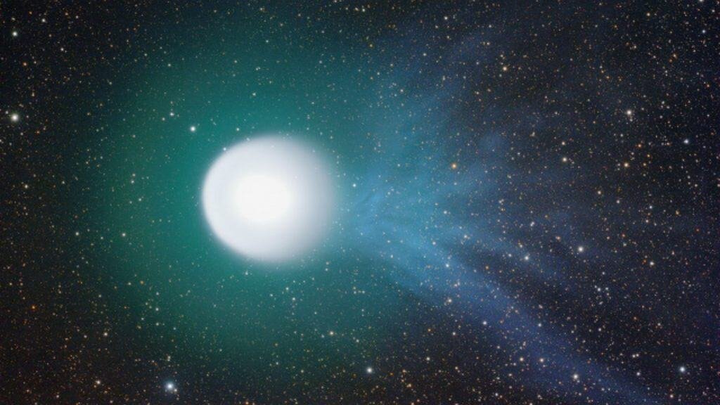Cometa 17P/Holmes com cauda iônica